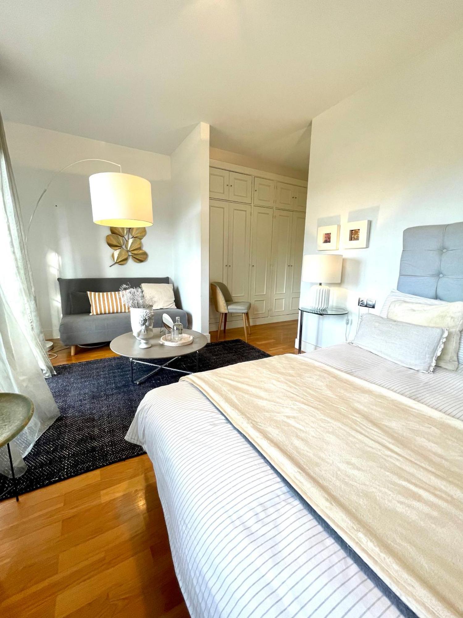 Estilosa Casa Golf Suites 고라이즈 외부 사진